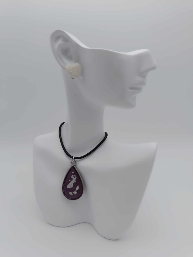 Collier serti en porcelaine froide et résine Goutte