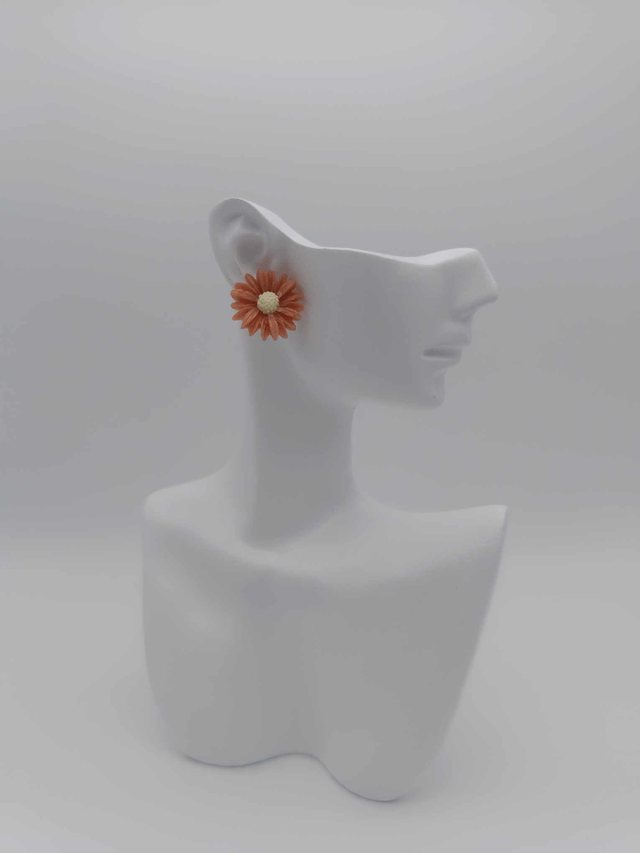 Boucles d'oreilles en porcelaine froide Grande marguerite 