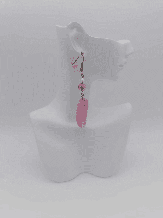 Boucles d&#039;oreilles en porcelaine froide Grandes plumes avec perles Swarovski